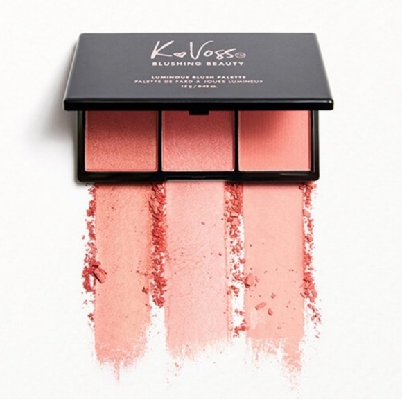 K. Voss Other - K. Voss “Blushing Beauty” luminous blush palette